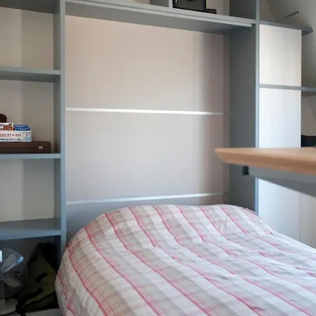 דירה Nice And Bright 61 M With Balcony In Paris